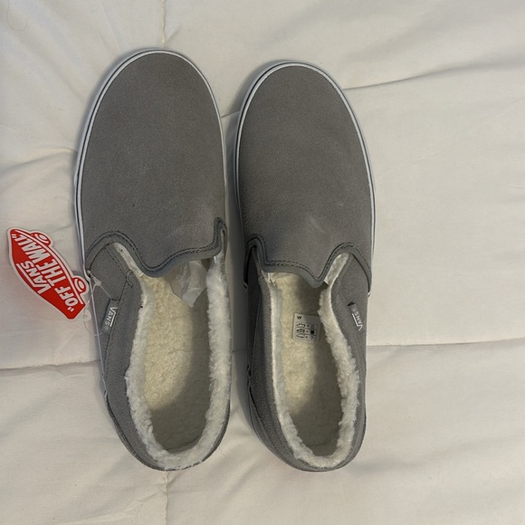 Vans Faux Fur lined slip ons - Picture 2 of 4